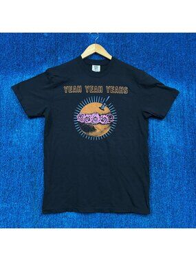 Yeah Yeah Yeahs Rock T-Shirt Size Medium